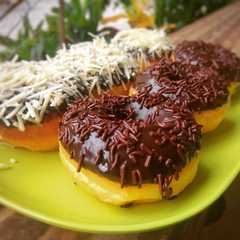 รูปของ Donat Kentang