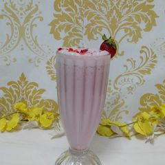 A picture of Strawberry Milkshake.