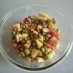 A picture of Sunshine mix.