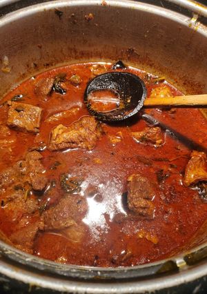 A picture of Mama's Quick Beef Curry.