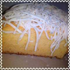 A picture of Bolu tape keju.. 😻😻.