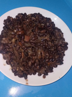 A picture of Black beans stew 🍲😋.