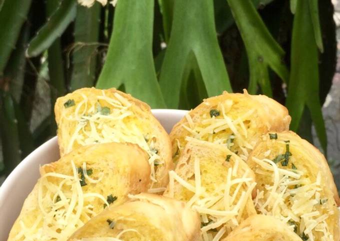 Resep Baguette Garlic Cheese 🥖🧀 Anti Gagal