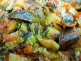 वांगे बटाटा भाजी (Vange Batata Bhaji Recipe In Marathi)