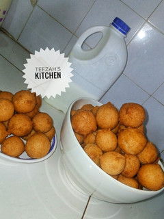 A picture of Drop Doughnuts.