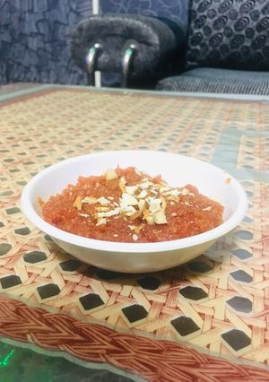 A picture of Gajar paak.