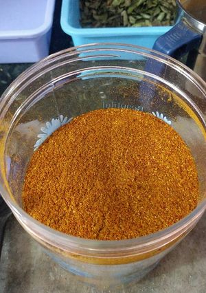 A picture of Sambar Podi.