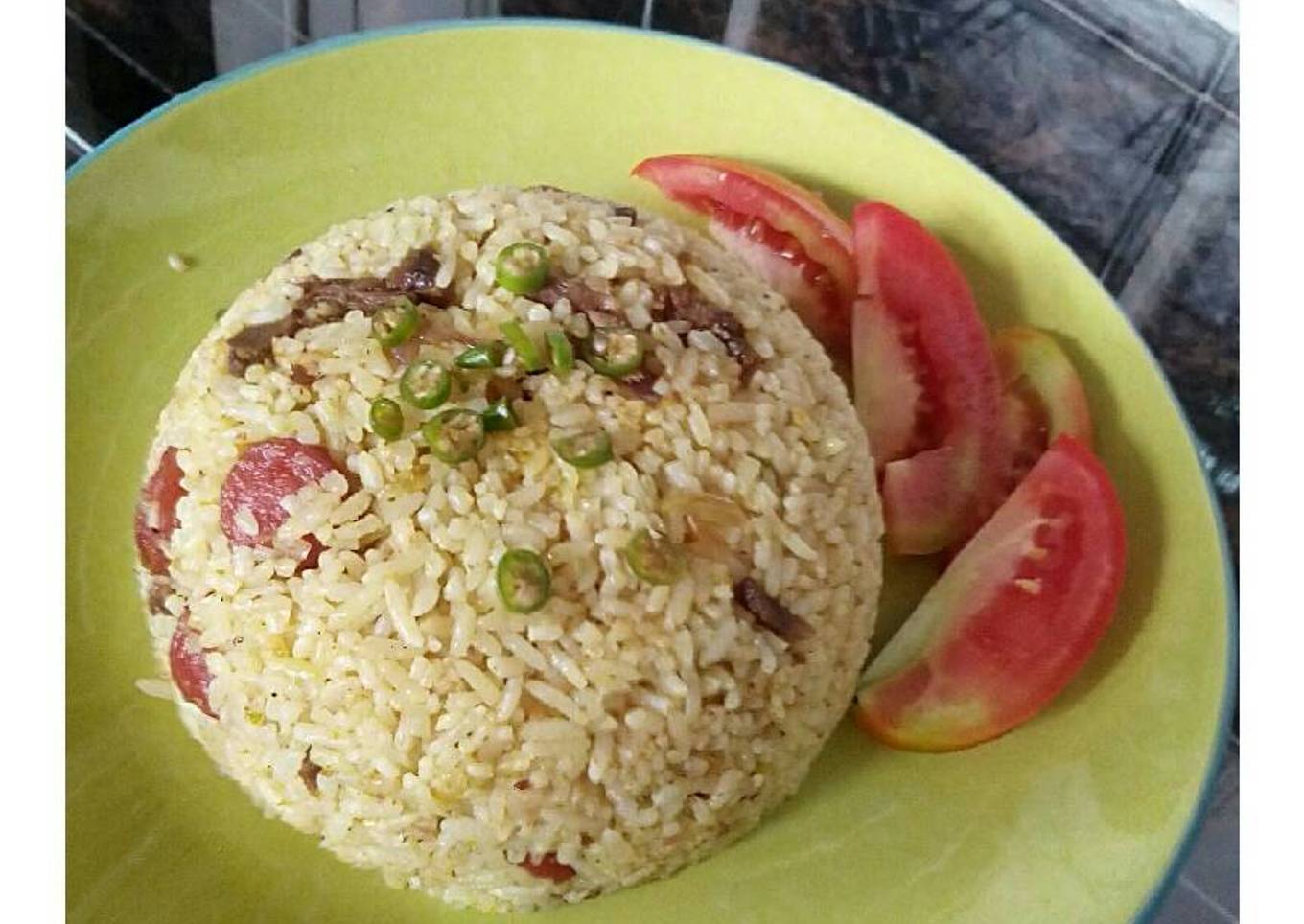 Nasi goreng kunyit rendang