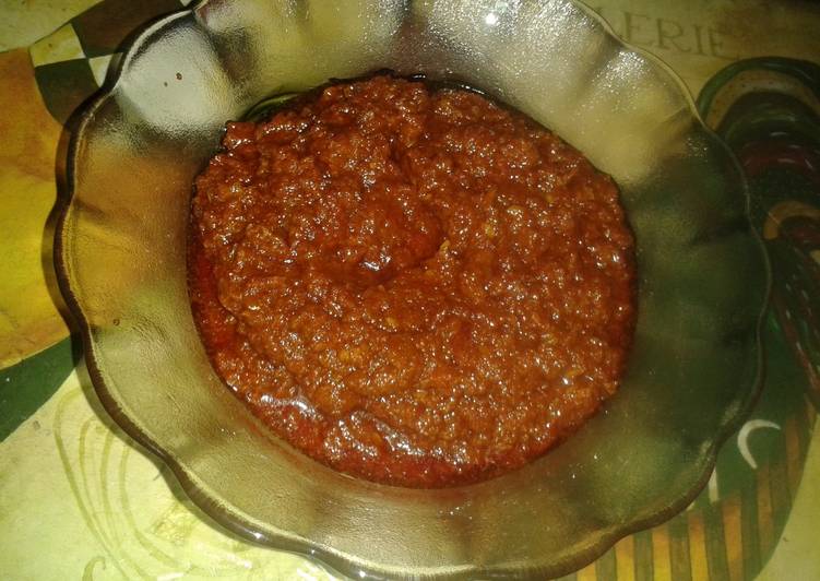 Simple Way to Prepare Homemade Garlic and red chilli chutney