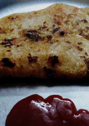 उत्तपम (Uttapam recipe in hindi) रेसिपी मुख्य फोटो