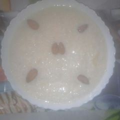 A picture of Rice kheer.