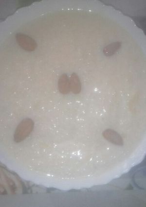 A picture of Rice kheer.