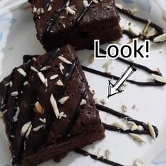 A picture of Mocha/chocolate brownies❤️.