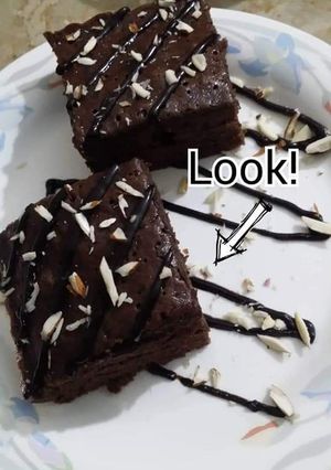 A picture of Mocha/chocolate brownies❤️.