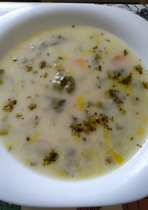 Majoránnás póreleves Lipcséből recept fotója