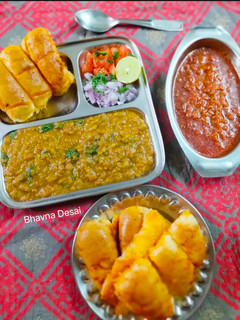 સ્ટ્રીટ સ્ટાઈલ પાવભાજી રેસીપી મુખ્ય ફોટો