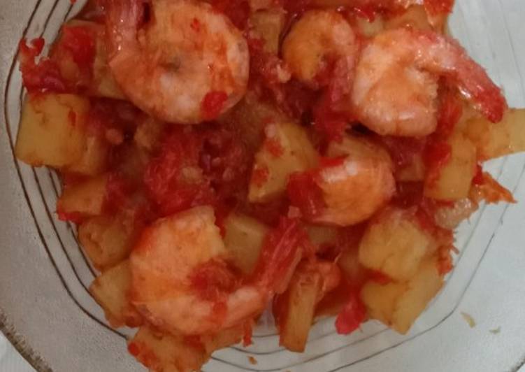 Easiest Way to Make Perfect Sambal goreng kentang &amp; udang simpel en gurih