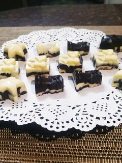 મારબલ ચોકલેટ રેસીપી મુખ્ય ફોટો