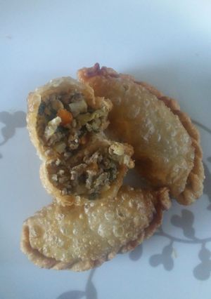 Una foto de Empanadas de carne y masa para empanadas 2×1