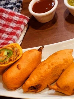 राजस्थानी मिर्ची बड़ा (rajasthani mirchi vada recipe in Hindi) रेसिपी मुख्य फोटो