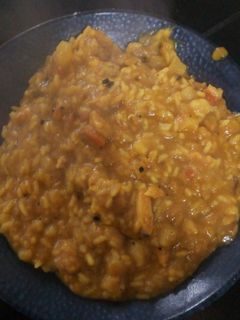 Una foto de Guiso de arroz con pollo