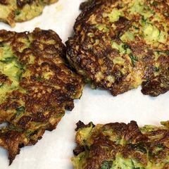 A picture of Squash patties.