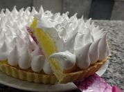 Una foto de pie de limón sin gluten