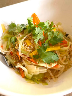 A picture of Super Tasty Sliced Onion Salad with Japanese Style Vinaigrette.