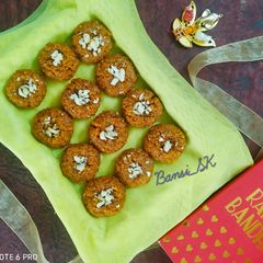 A picture of Caramel Peda.