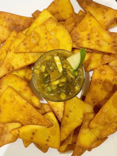 नाचोज़(Nachos recipe in hindi) रेसिपी मुख्य फोटो