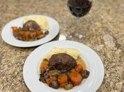 A picture of merlot red wine