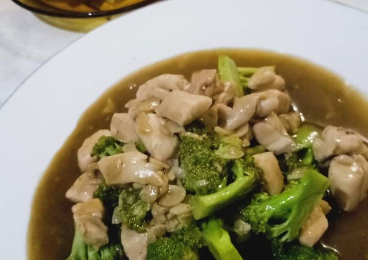 Bagaimana Menyiapkan Ca brokoli ayam diet yang Menggugah Selera