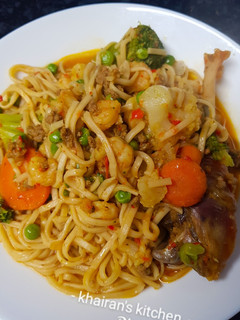 Chinese Noddles ainihin hoton girkin