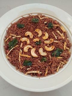 રાજગરાની સેવનો ફરાળી ચેવડો(Rajgira Sev Farali Chevdo Recipe In Gujarati) રેસીપી મુખ્ય ફોટો
