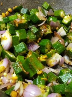 வெண்டைக்காய் பொரியல்(vendaikkai poriyal recipe in tamil) செய்முறை முக்கிய புகைப்படம்