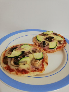 Una foto de Pita pizza 🍕