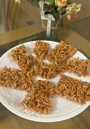 મમરાની ચીક્કી (Mamra Chikki Recipe In Gujarati) રેસીપી મુખ્ય ફોટો