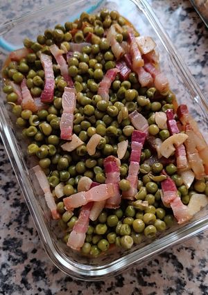 Una foto de Guisantes con jamón en Mambo