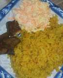 Arroz con puerco y ensalada