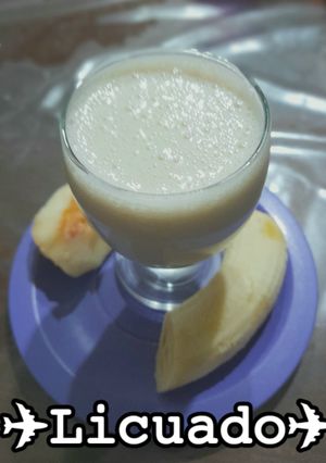 Una foto de Licuado de durazno y banana