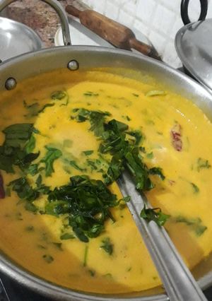 A picture of Gur mix Green kadhi.