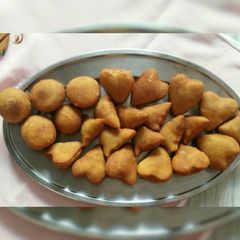 Lemon flavored mandazi A picture of Lemon flavored mandazi.