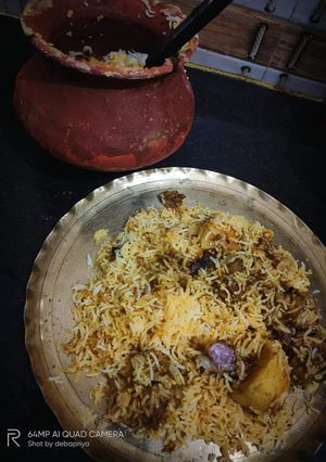 মাটন হান্ডি বিরিয়ানি (mutton handi biryani recipe in Bengali) রেসিপির প্রধান ছবি