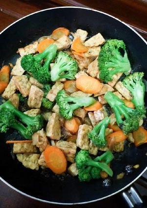 Foto resep Teriyaki Tempe dan Brokoli Stir Fry