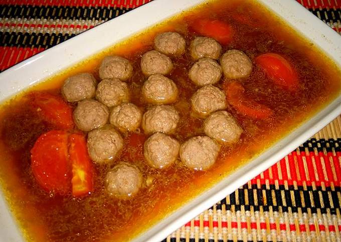 Bola Daging Simple Kuah Semur