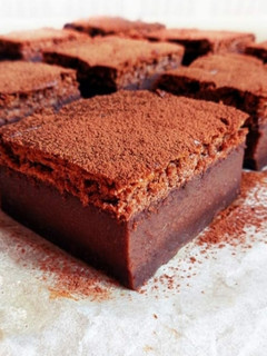 Foto di Torta magica al cioccolato