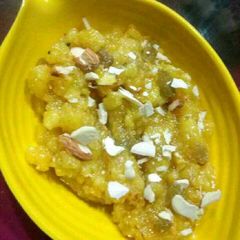 A picture of Moong Daal halwa.