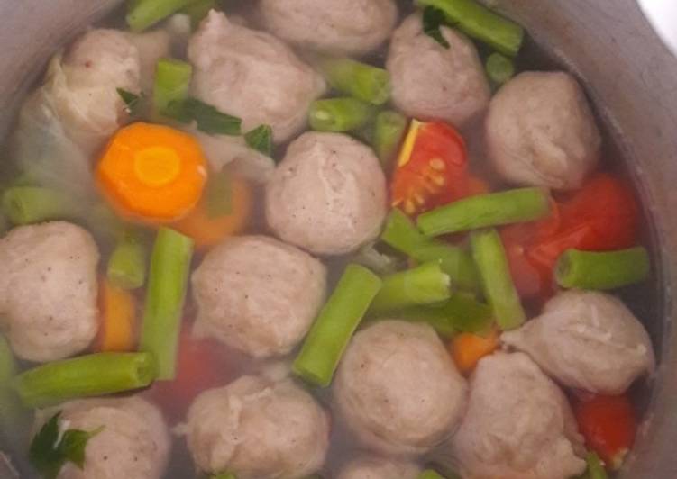 Cara Membuat Sayur Sop Bakso Sapi