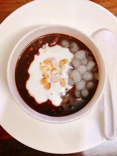 A picture of Red Bean Sweet Soup with Tapioca Pearls.
