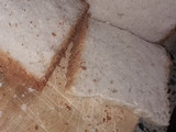 હોમમેડ બ્રેડ (Homemade Bread Recipe In Gujarati)